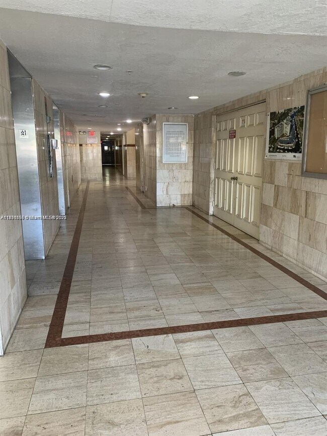 Foto del edificio - 1800 NW 24th Ave