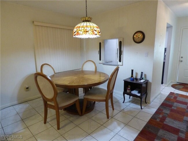 Foto del edificio - 2200 Orchid Rd