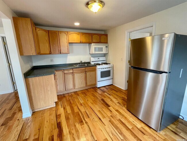 Foto del edificio - 105 Burtis St