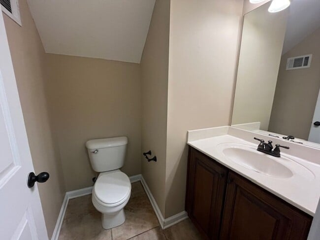 Foto del edificio - Renovated 4 Bedroom 2.5 Bath Home for Rent!