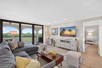 Building Photo - 6020 Pelican Bay Blvd
