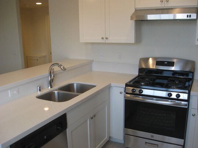 Foto del edificio - 1931 S Miller St