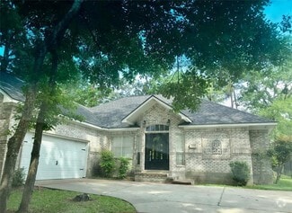 Building Photo - 3122 Hemingway Dr