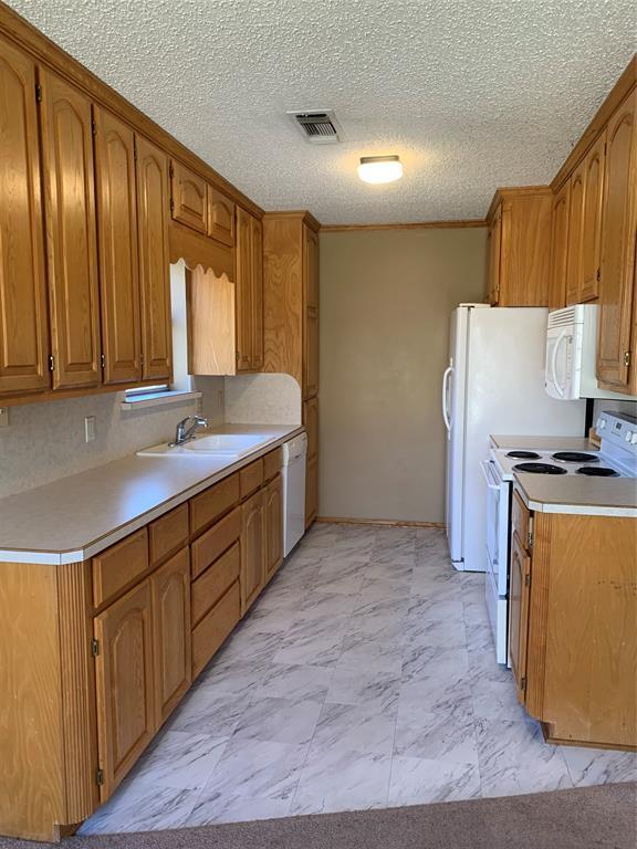 Building Photo - 313 Glenhaven Dr