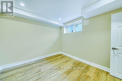 Building Photo - 1201 Chateau Ct