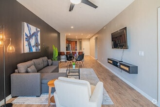 Building Photo - 1275 E University Dr