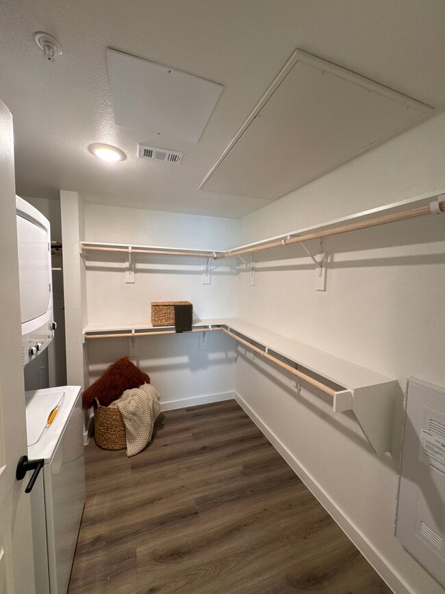 Foto del edificio - 1500 Old Decatur Rd