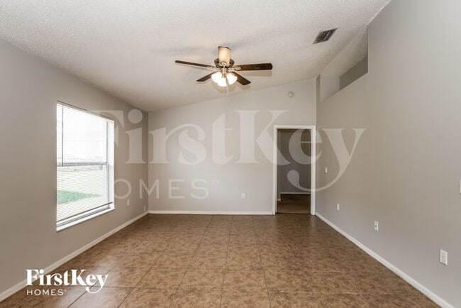 Building Photo - 7540 Groveoak Dr