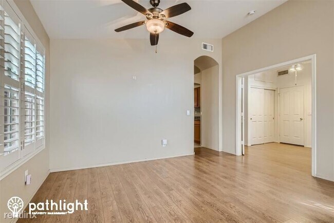Building Photo - 4 br, 2 bath House - 7454 E Knowles Avenue...