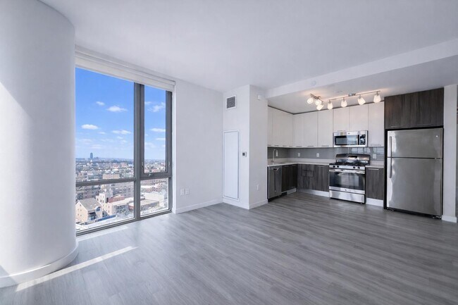 Building Photo - 1524 Sheepshead Bay Rd