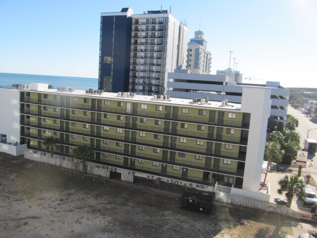 Foto principal - 2611 S Ocean Blvd