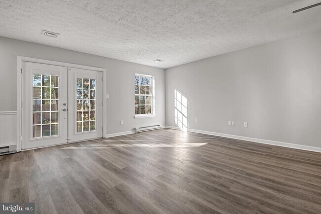 Foto del edificio - 302 Lincoln Ave