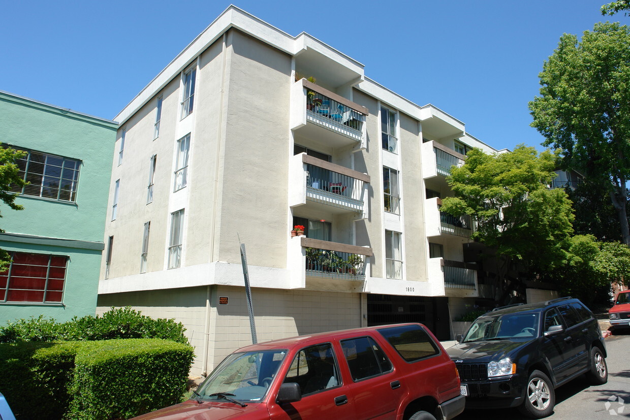 Spruce Street Apartments Berkeley, CA