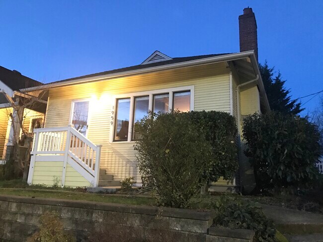 Building Photo - 1959 10th Avenue West