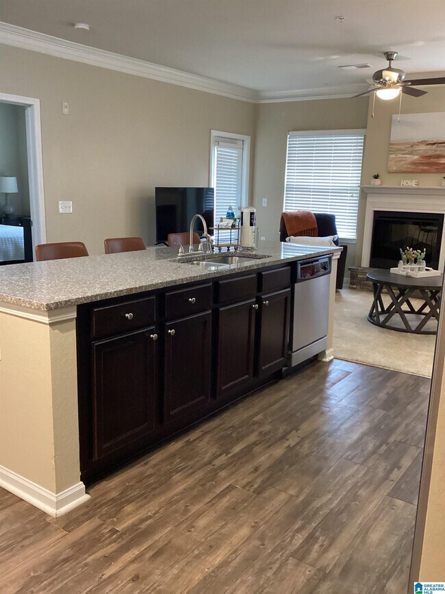 Foto del edificio - 5050 Cahaba River Rd