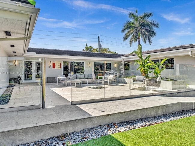 Foto del edificio - 840 S Southlake Dr