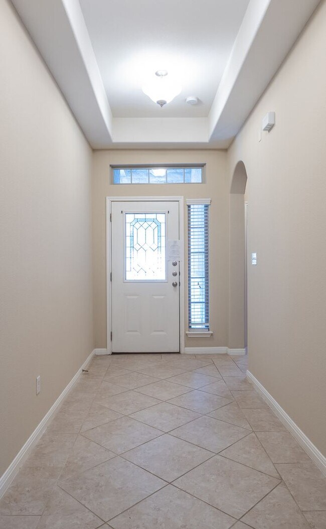 Building Photo - Adorable Home in South Park Meadows