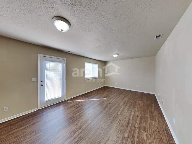 Building Photo - 2475 W 1325 N