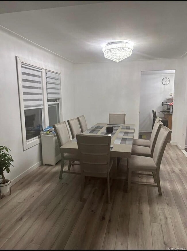 Foto del edificio - 109-73 203rd St