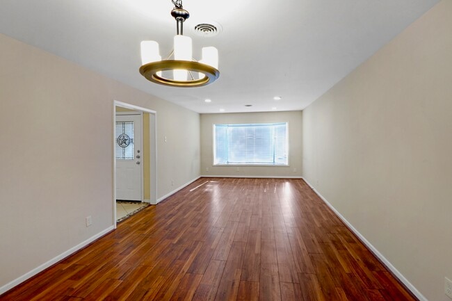 Foto del edificio - 5554 Beechnut St