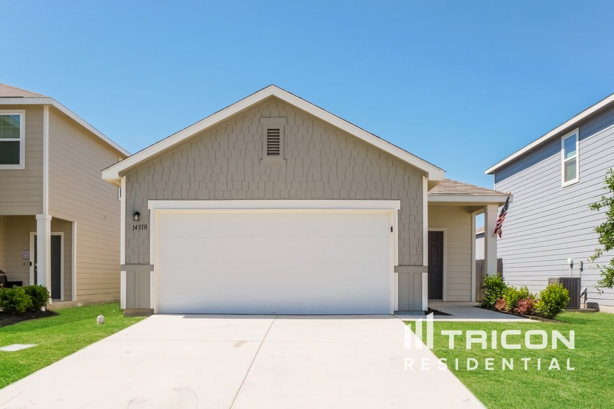 Foto principal - 14310 Palm Ridge