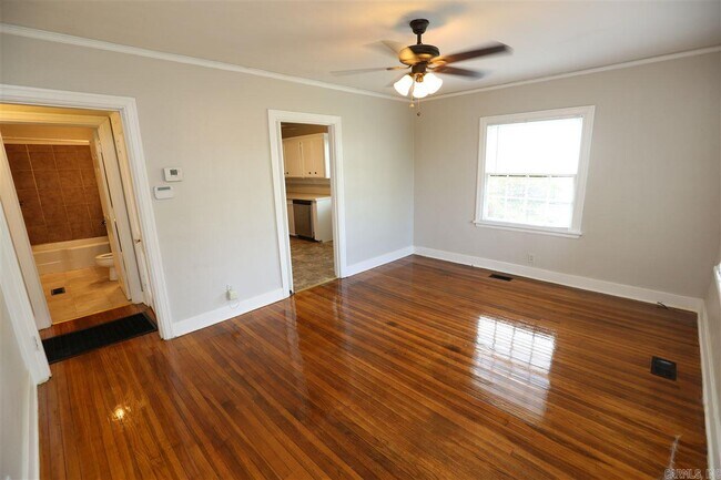 Foto del edificio - 314 N Summit St