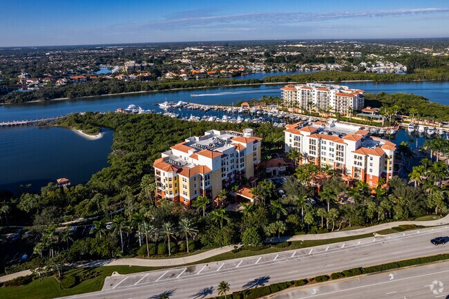 500 S la autopista US 1 - Jupiter Yacht Club