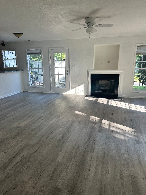 Building Photo - 9664 Littleleaf Dr