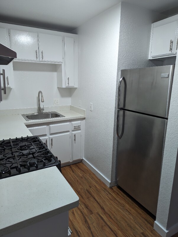 Foto del edificio - 7014 Lanewood Ave