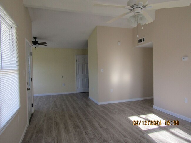 Foto del edificio - Great Home Located in the Ridgecrest Area!...