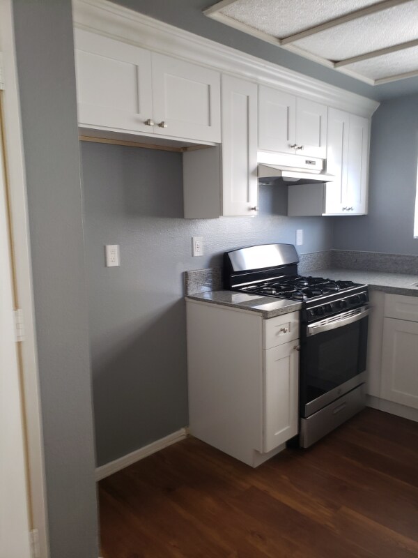 Building Photo - 4433 W 133rd St