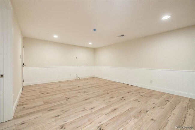 Foto del edificio - 6622 Harlan St