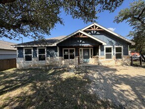 Building Photo - 1477 Ramble Hills