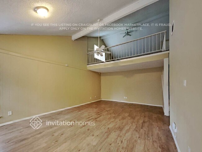 Foto del edificio - 5402 Sweetwind Ln