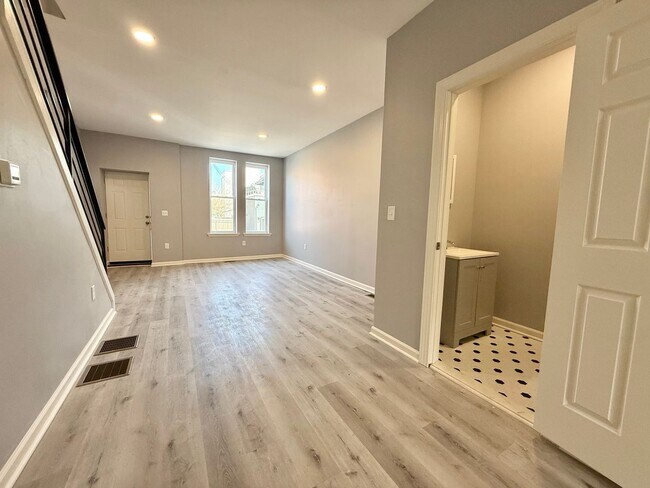Foto del edificio - Anika Homes 3 Bedroom