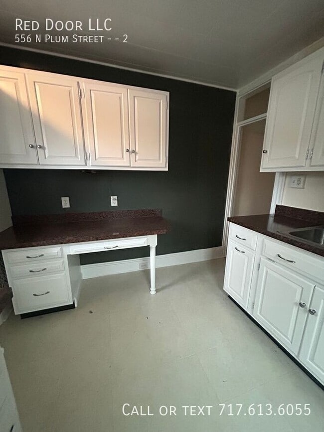 Foto del edificio - 556 N Plum St