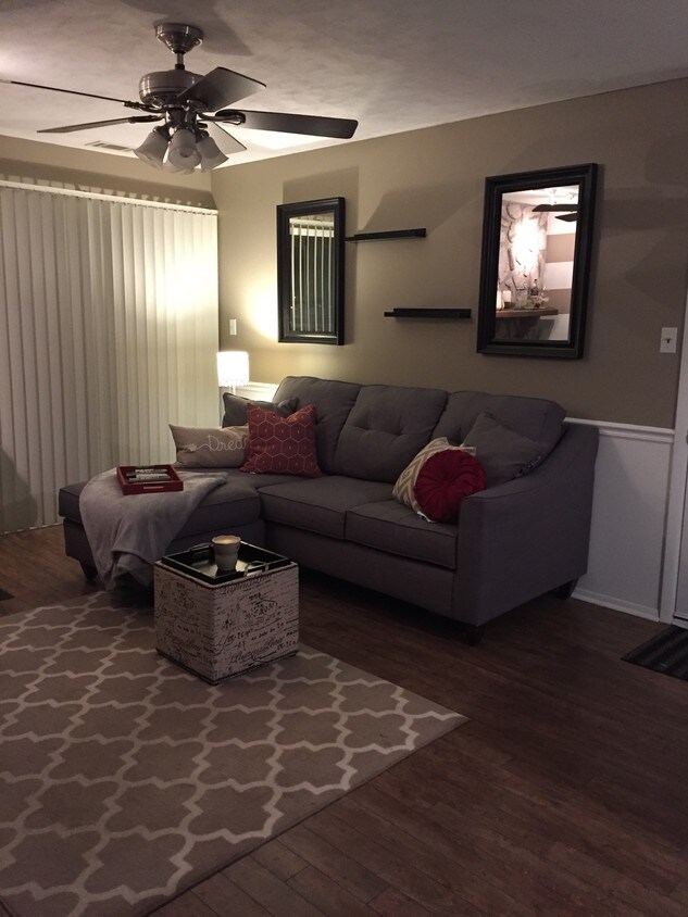 121 Ashton Ct, West Deptford, NJ 08051 Condo for Rent in West