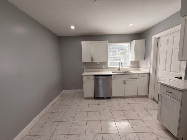 Foto del edificio - 4610 Barley St