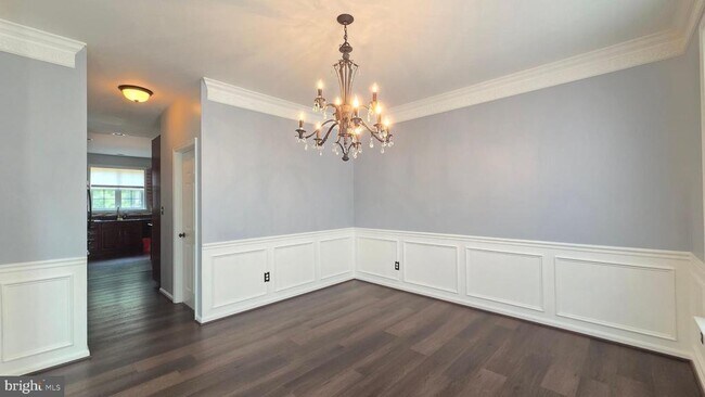 Foto del edificio - 7659 Shuttington Dr