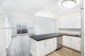 Building Photo - 6070 W 19th Ave
