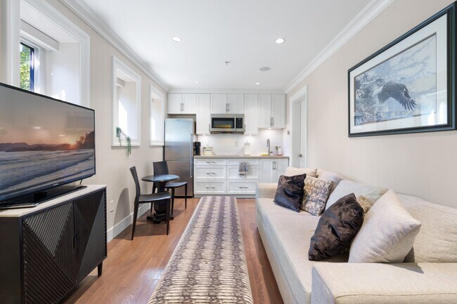 Photo du bâtiment - 2455 W 7th Ave