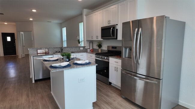 Building Photo - 1328 Bright Hl Dr