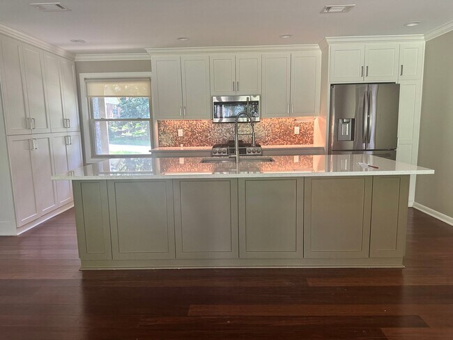 Foto del edificio - Fully remodeled home for rent