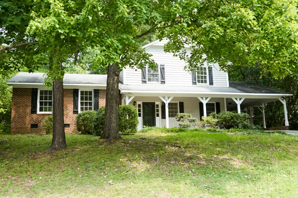Primary Photo - 4 Bedroom Home in Superb Cary Location