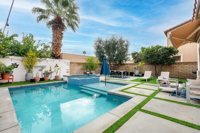 Foto del edificio - 282 Paseo Vista Cir