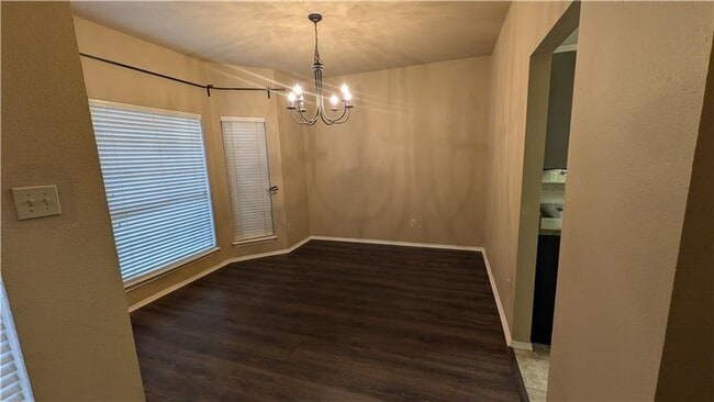 Building Photo - 4924 Timberview Dr