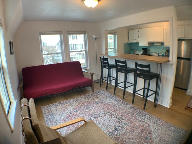Building Photo - 28 Windom St