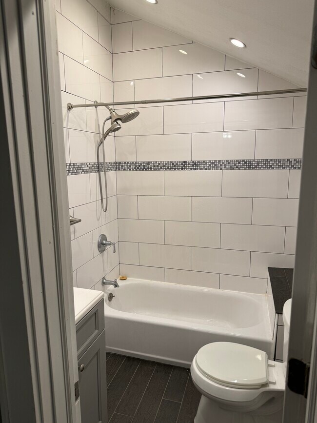 Bathroom - 29 3rd Ave