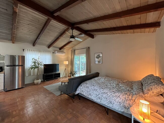 Foto del edificio - 1715 E Del Mar Blvd