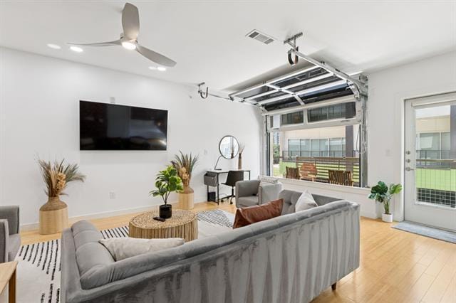 Foto principal - 1111 S Akard St